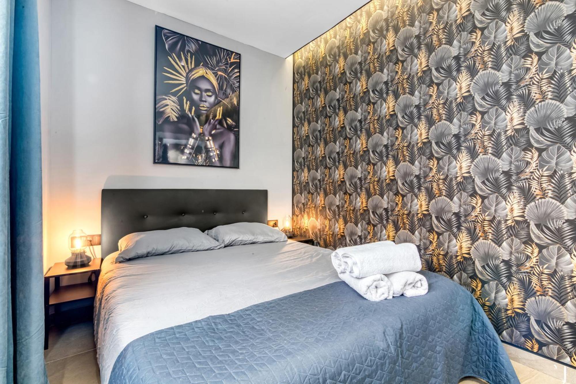 City Scape Suites Valencia Eksteriør billede